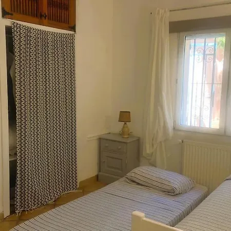 Super Maison Avec Vue Et Piscine Eau De Mer Holiday home Denia
